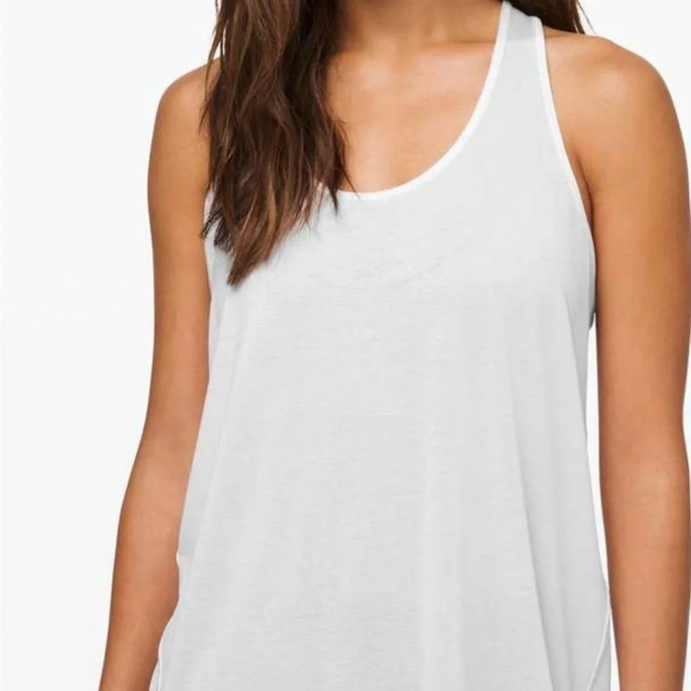 Lululemon Essential Tank Pleated *White-Size‎ 4